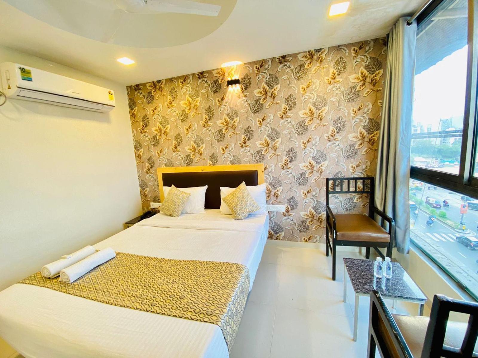 Hotel Alexa By Abc Ahmedabad Bagian luar foto